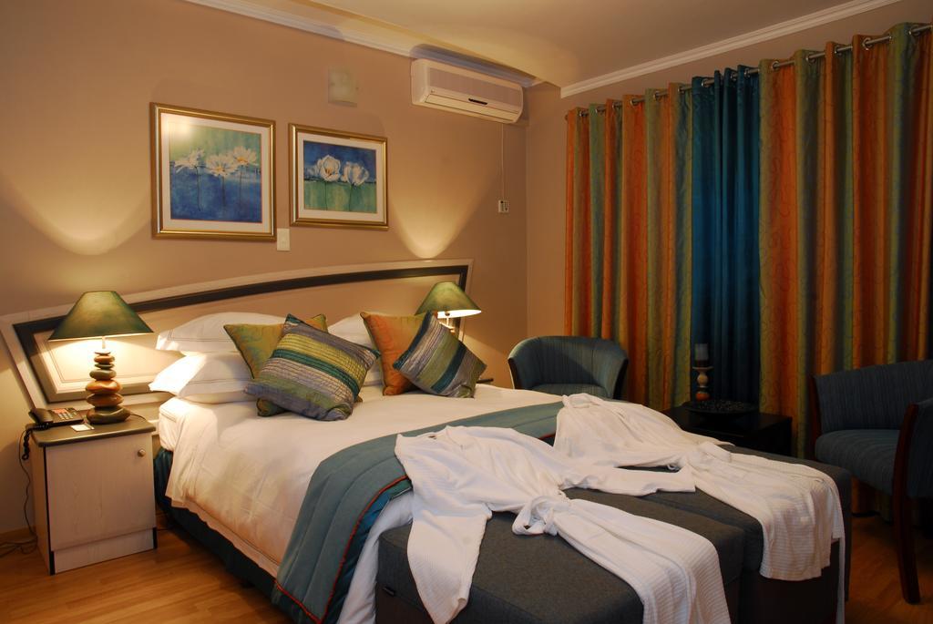 Protea Hotel By Marriott Umfolozi River Ричардс Бей Стая снимка